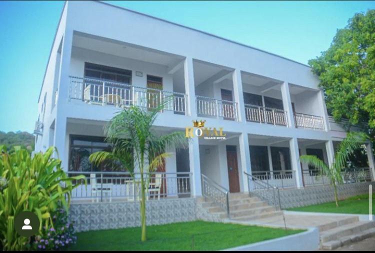 Royal Village Hotel Додома Екстер'єр фото