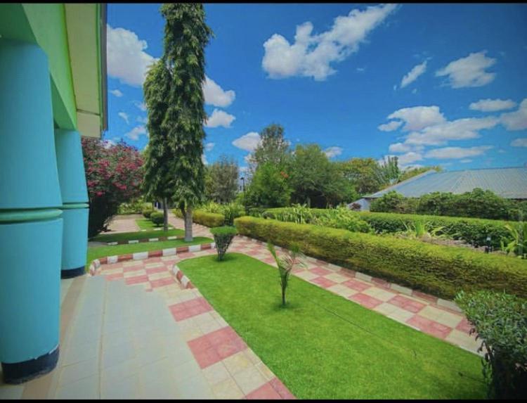 Royal Village Hotel Додома Екстер'єр фото